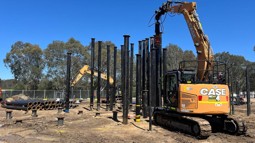 Bullen Park piling works