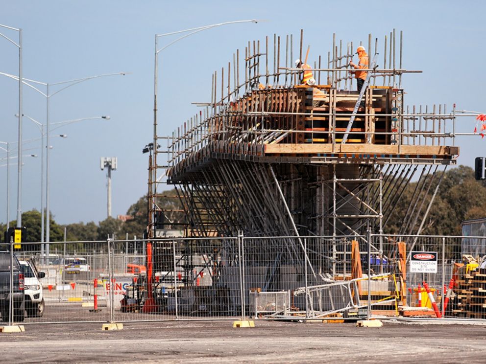 Continuing to build the bridge over Governor Road