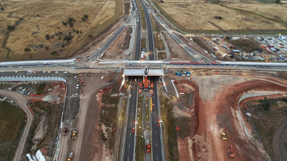 Works continue to build the future O’Herns Road Interchange to the Hume Freeway