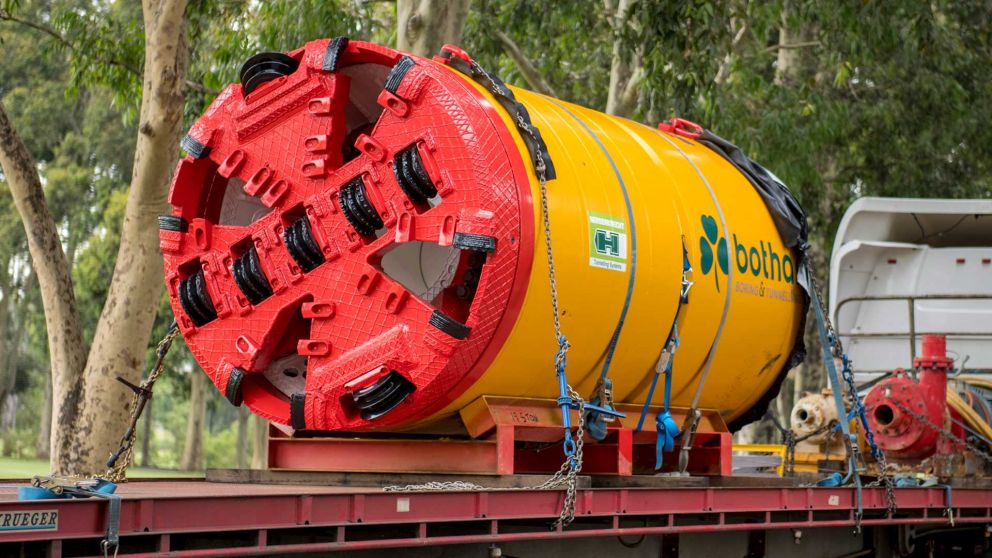 A mini tunnel boring machine (TBM) on the back of an oversized truck used for works on the Yarra East Main Sewer in Bulleen.
