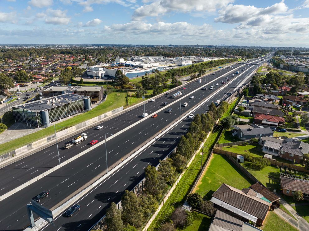 The newly completed separated road and outbound entry to EastLink