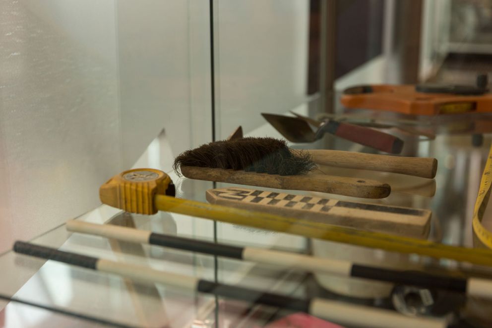 Wooden digging objects