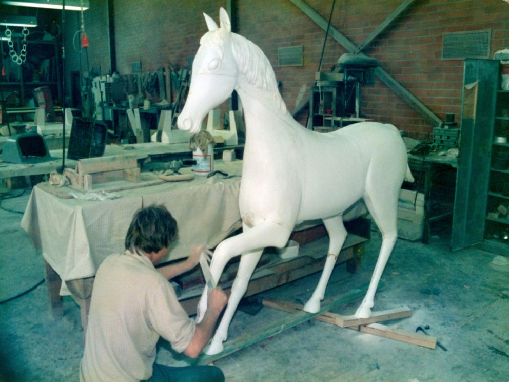 THis image shows the Replica of the White Horse Statue being made in 1986
