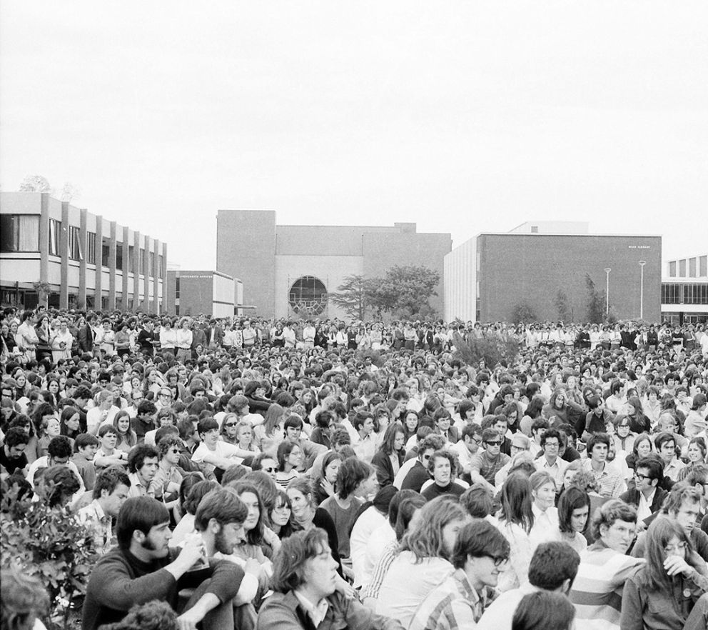 Monash University Vietnam war protests, 1971. Monash University Archives. Photographer David Taft. 