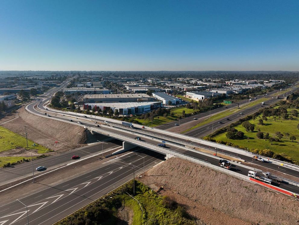 We lifted ten 80-tonne concrete beams into place  over Peninsula Link to form the new Lathams Road eastbound bridge. 
