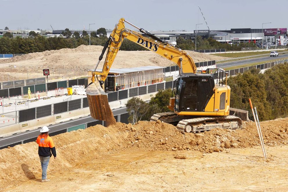 September 2023- Earthworks on the bridge embankments