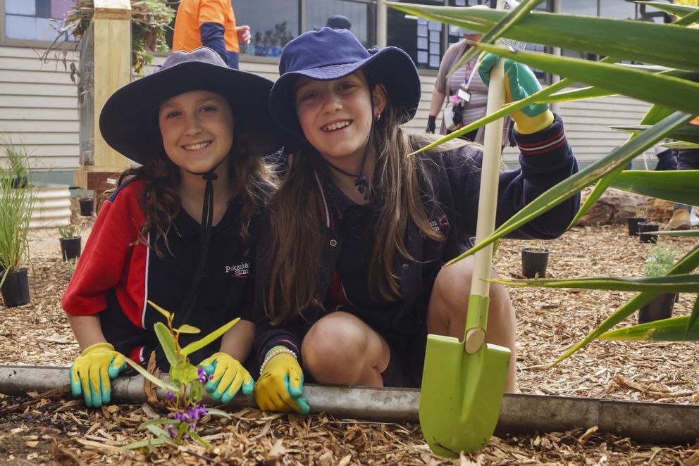 Planting up a storm with Pakenham Springs Primary School