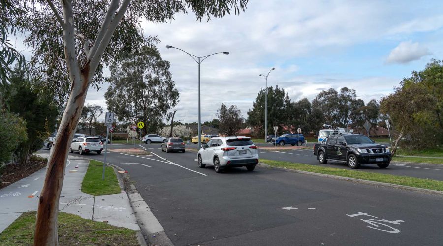 High Street Road and Mowbray Drive Intersection