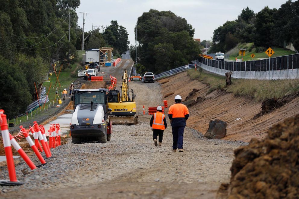 Work underway to build a retaining wall on Heatherton Road