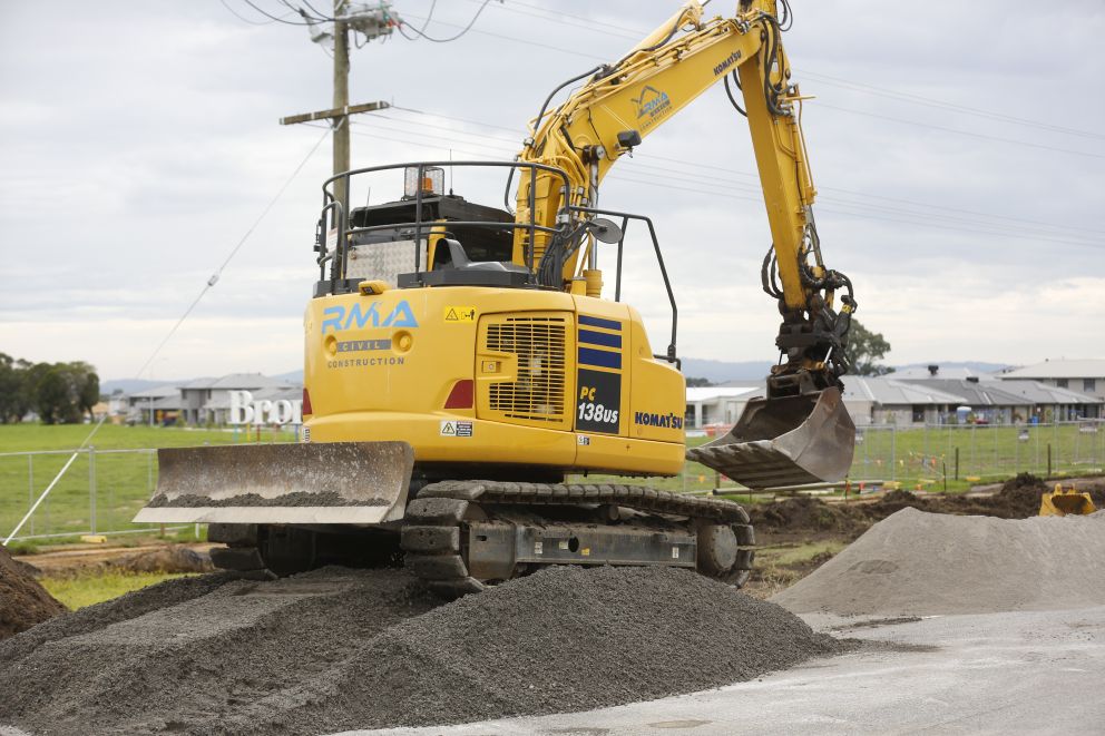 Earthworks taking place during the closure on Western Port Highway