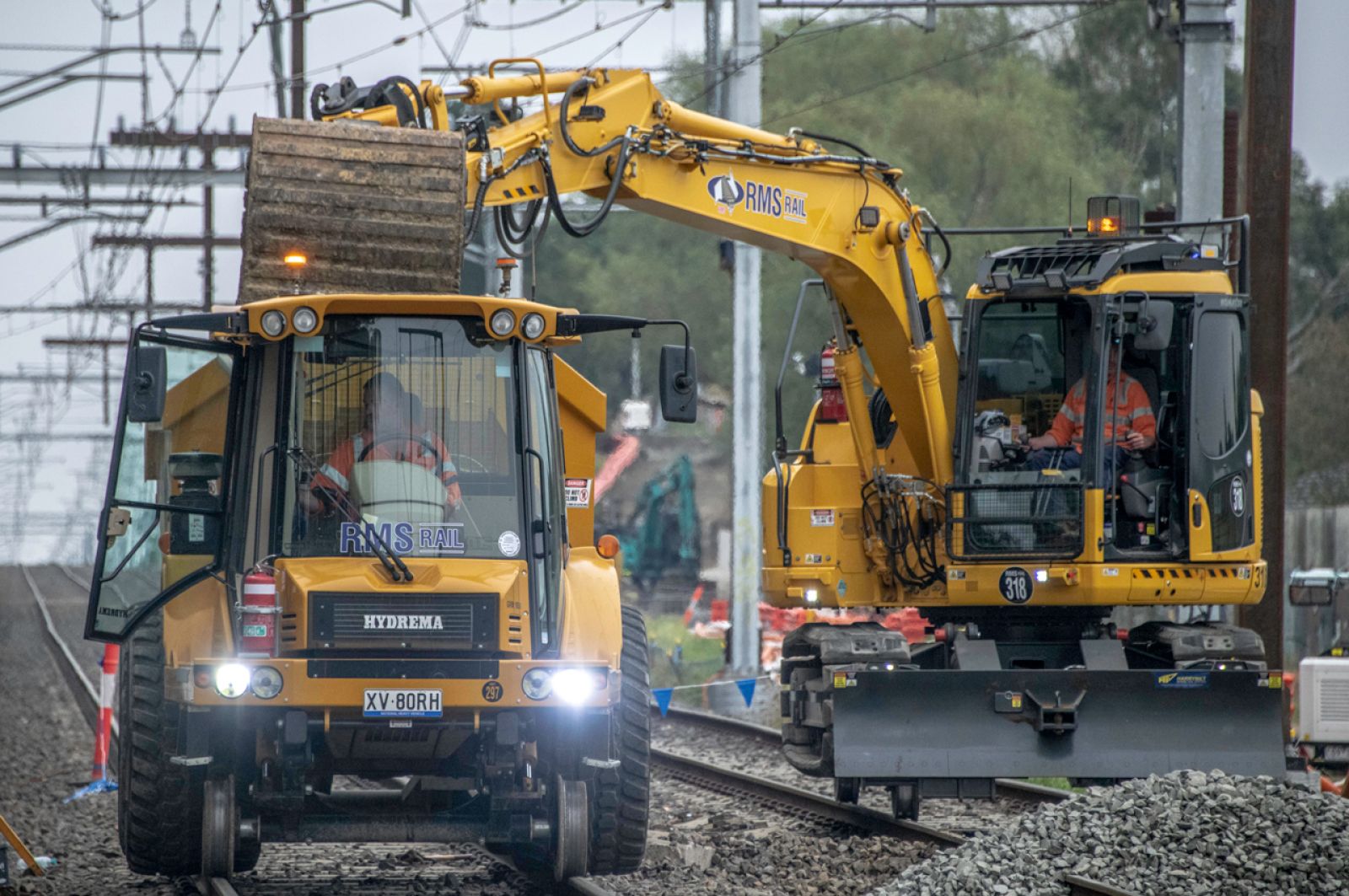 Removing redundant rail infrastructure between McGregor Road and Racecourse Road.