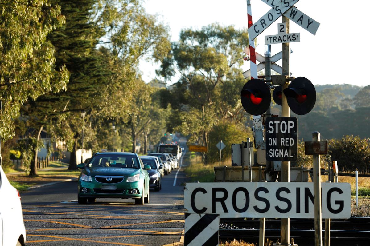 Brunt Road level crossing