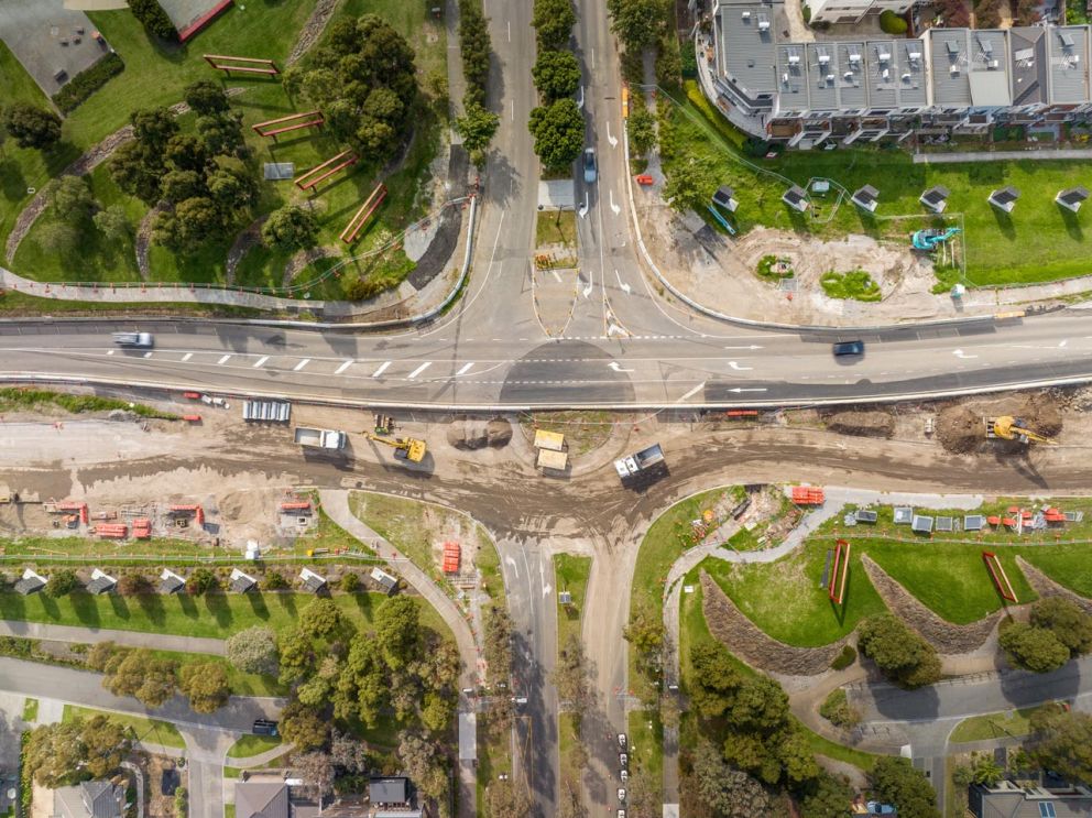 April 2023 – Drainage and earthworks on the southern side of Waterview Boulevard