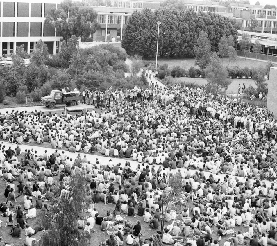 Monash University Vietnam war protests, 1971. Monash University Archives. Photographer David Taft.
