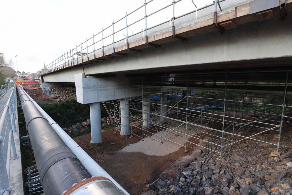 Construction of the new bridge - June 23