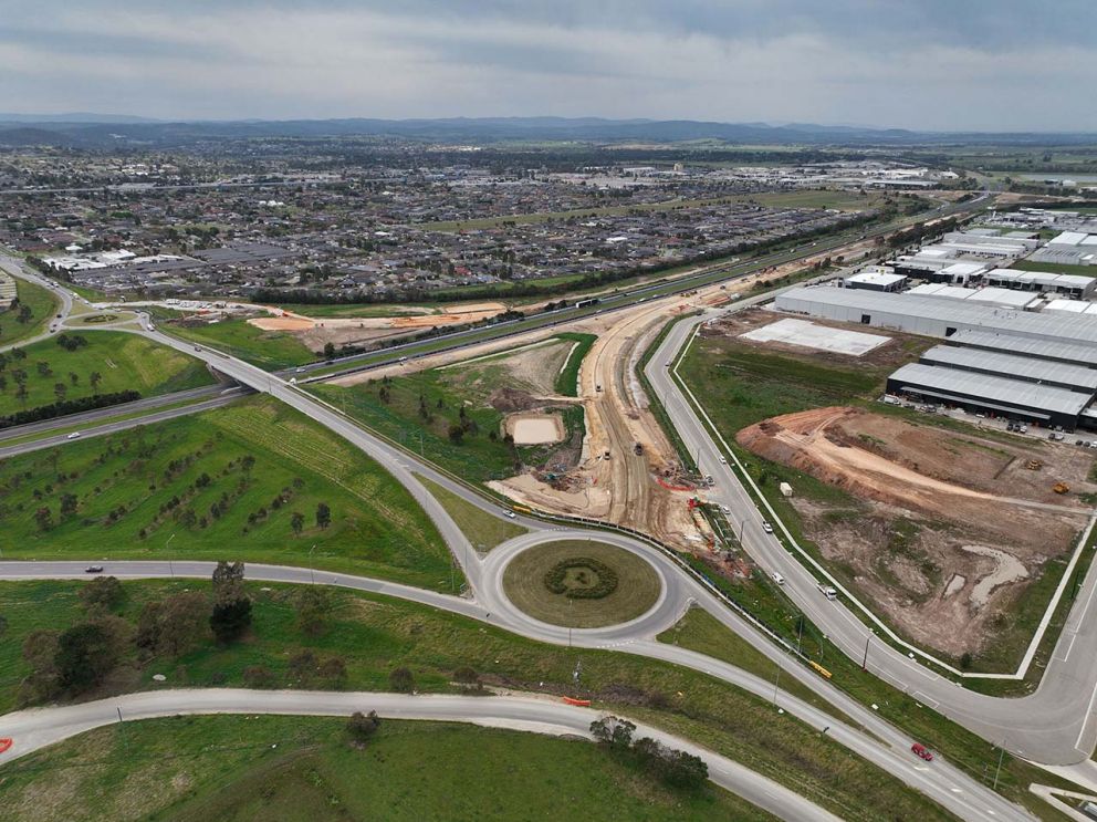 September 2023- An aerial view of embankments for the new Healesville-Koo Wee Rup Road bridge