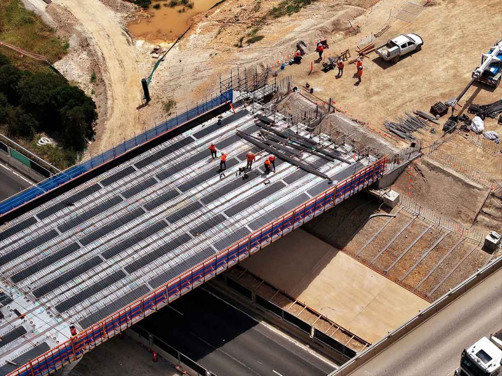 January 2024- Beams installed on the new Healesville-Koo Wee Rup Road bridge