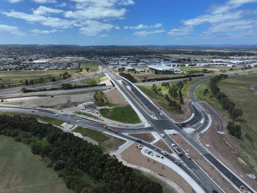 November 2024- New traffic lights have replaced the old roundabouts