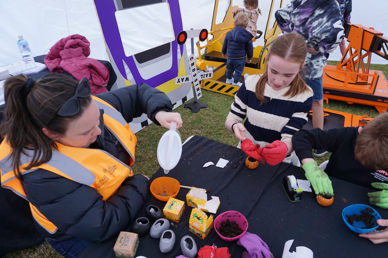 Hopkins Road farmers market landscaping