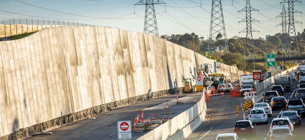 New retaining wall near Sydney Road Altona-bound exit ramp