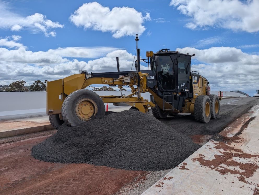 Construction on the new road bridge