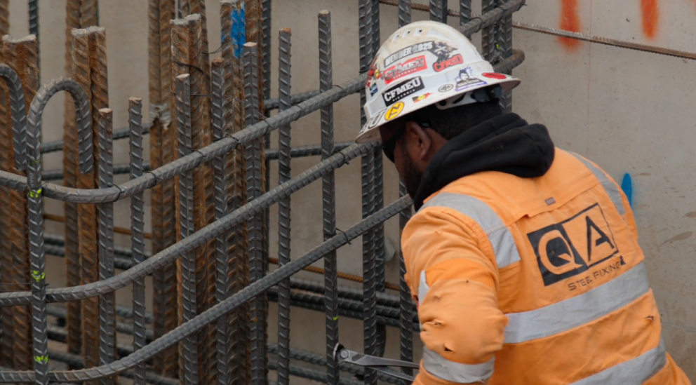 The Hopkins Road level crossing removal is pioneering the use of sustainable steel