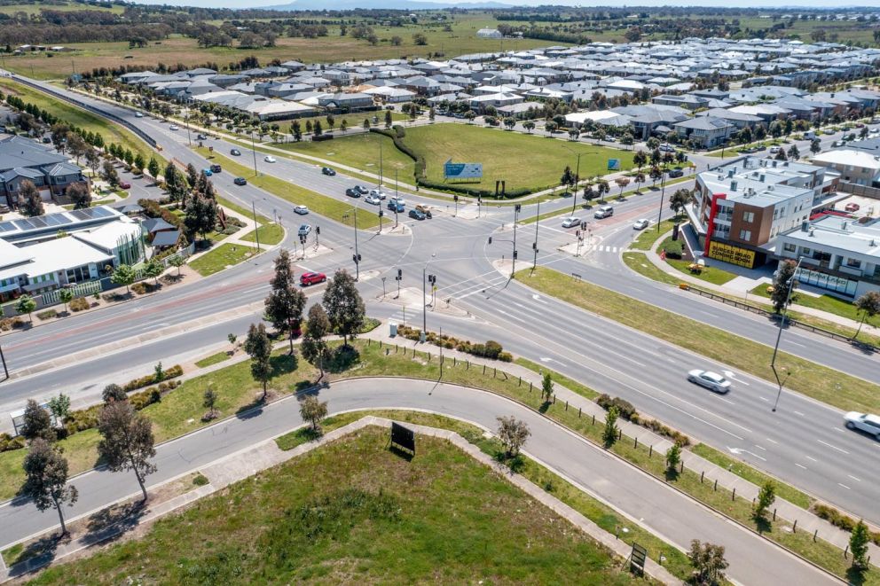 October 2021 – Pre-construction Highlander Drive Vantage Boulevard and Craigieburn Road intersection