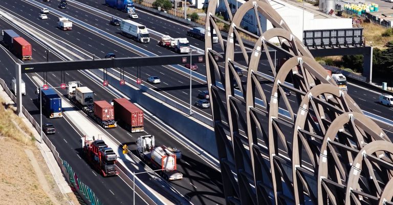 Trucks using the new West Gate Tunnel