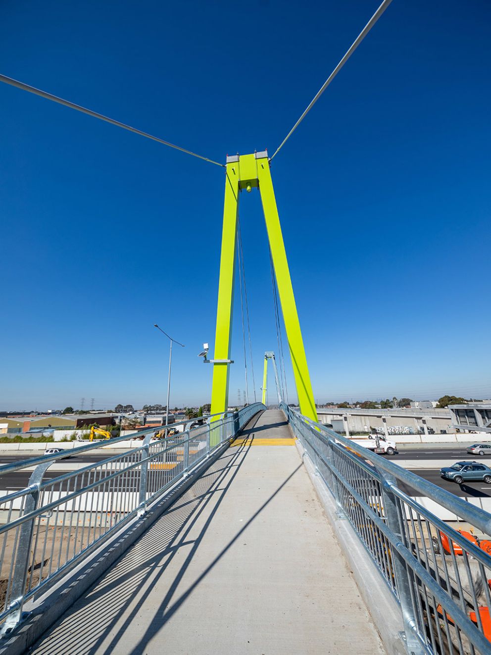 Blaxland Avenue overpass painted in the colour Kikuyu.