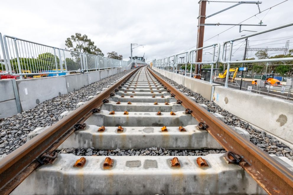New tracks installed on the Keon Parade rail bridge