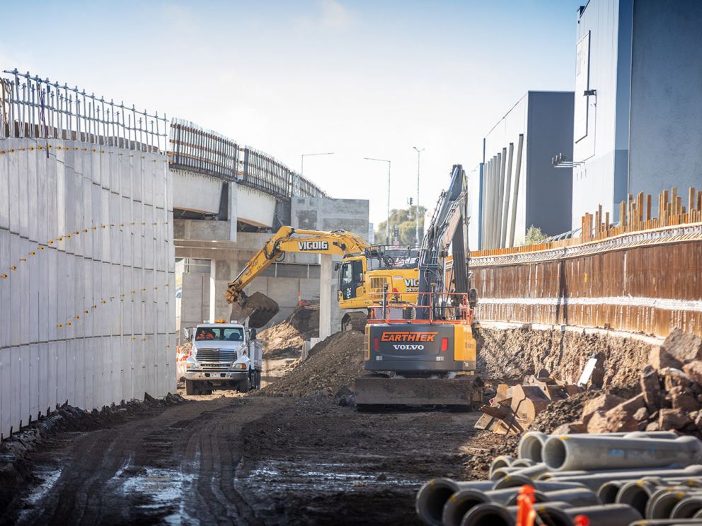 Digging a trench to undertake drainage works near the Edgars Road Altona bound entry ramp