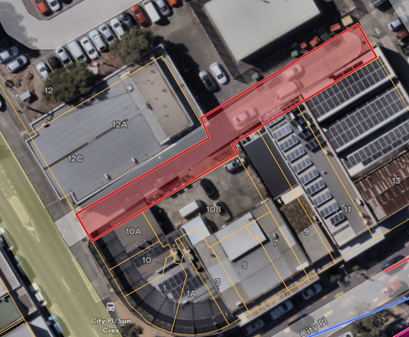Map showing the closed unnamed road off Sun Crescent