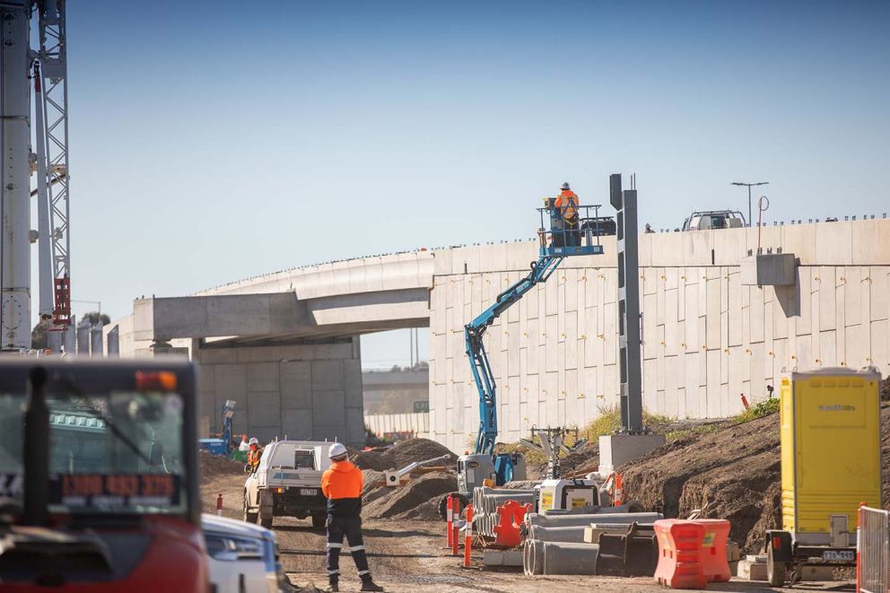 Progress on Edgars Road elevated ramp