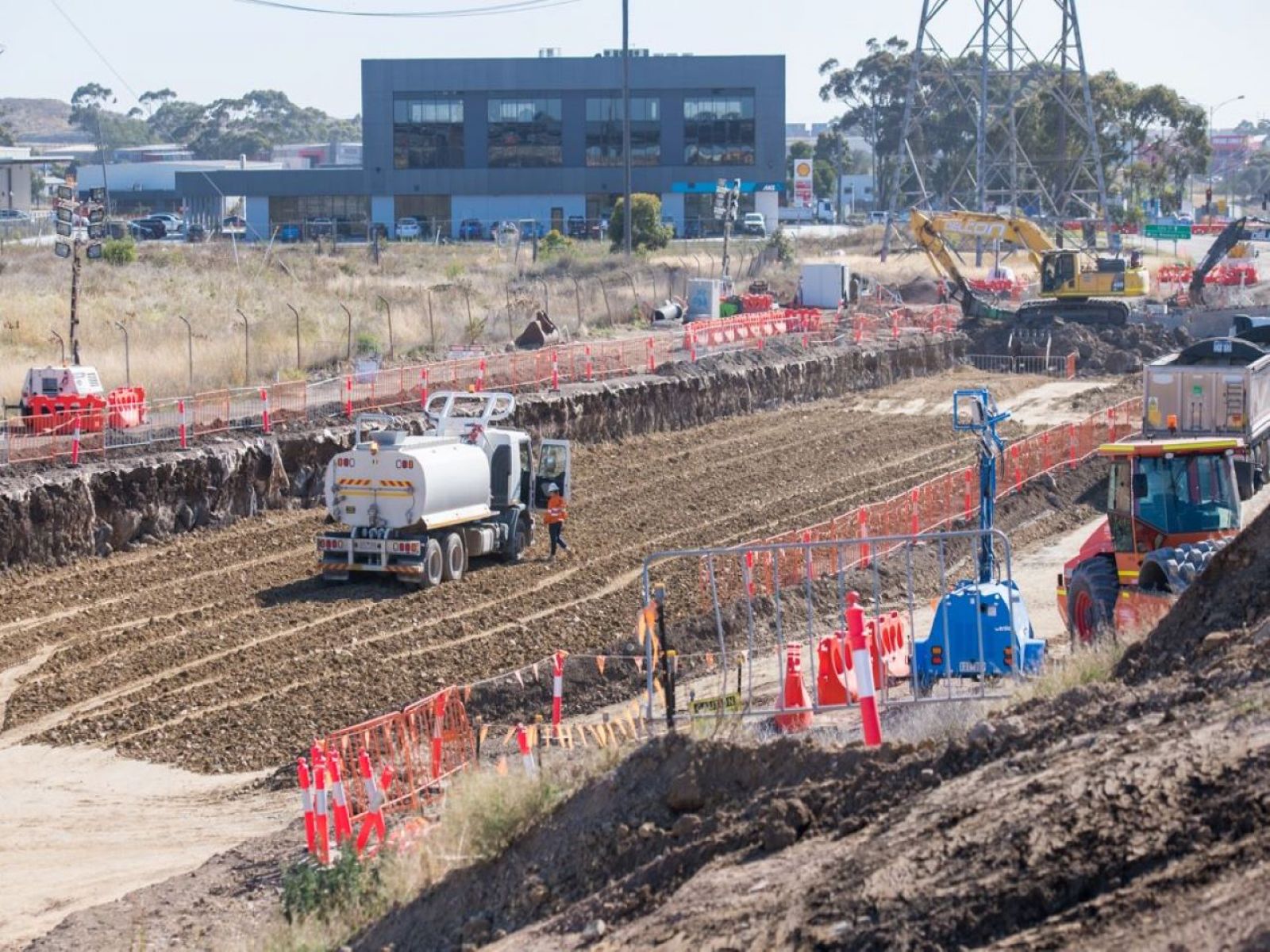 Reconstruction works at Princes Freeway ramp to Geelong Road.