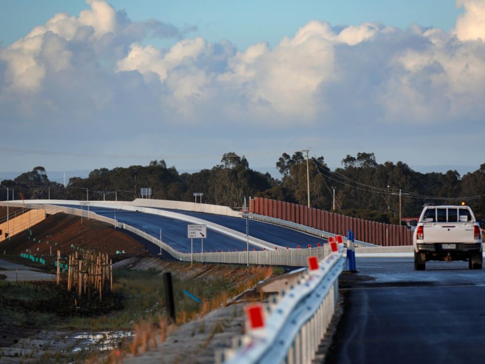 Asphalting progress on the Mordialloc Freeway between Dingley Bypass and Old Dandenong Road