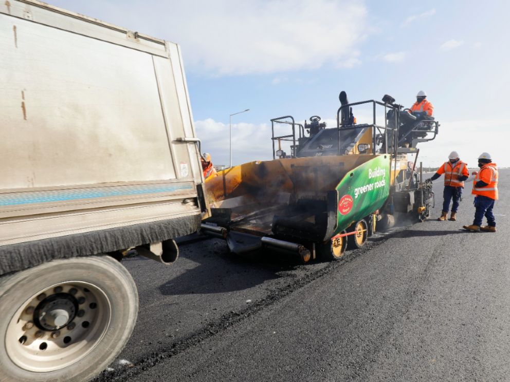 Asphalting in progress on the Mordialloc Freeway near Governor Road