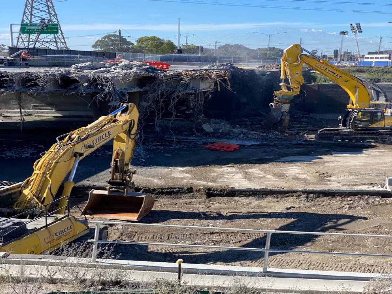 Hydrodemolition of the Grieve Parade Bridge over the West Gate Freeway