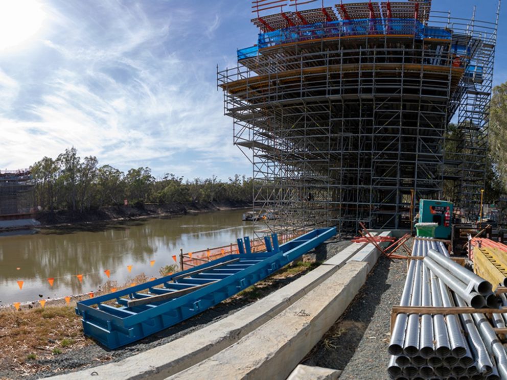 Slight panoramic image of the piers alongside the Murray River