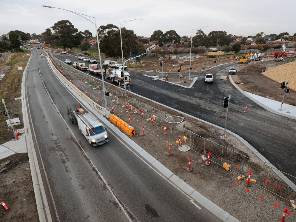 Asphalting progress at the Centre Dandenong Road entry ramp 