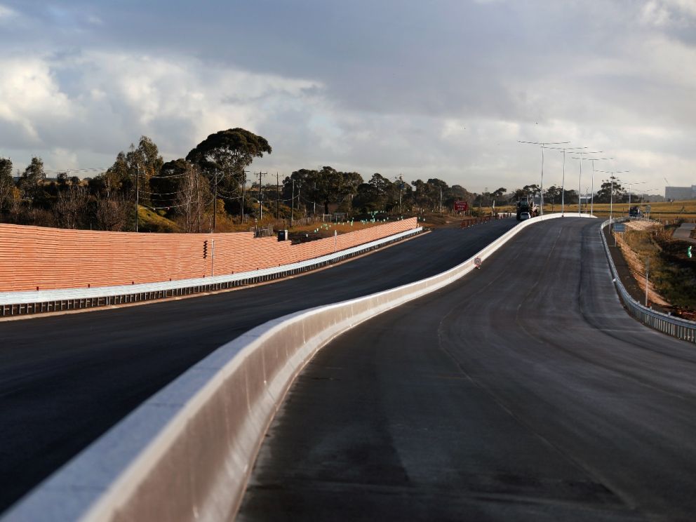 Asphalting progress on the Mordialloc Freeway between Dingley Bypass and Old Dandenong Road